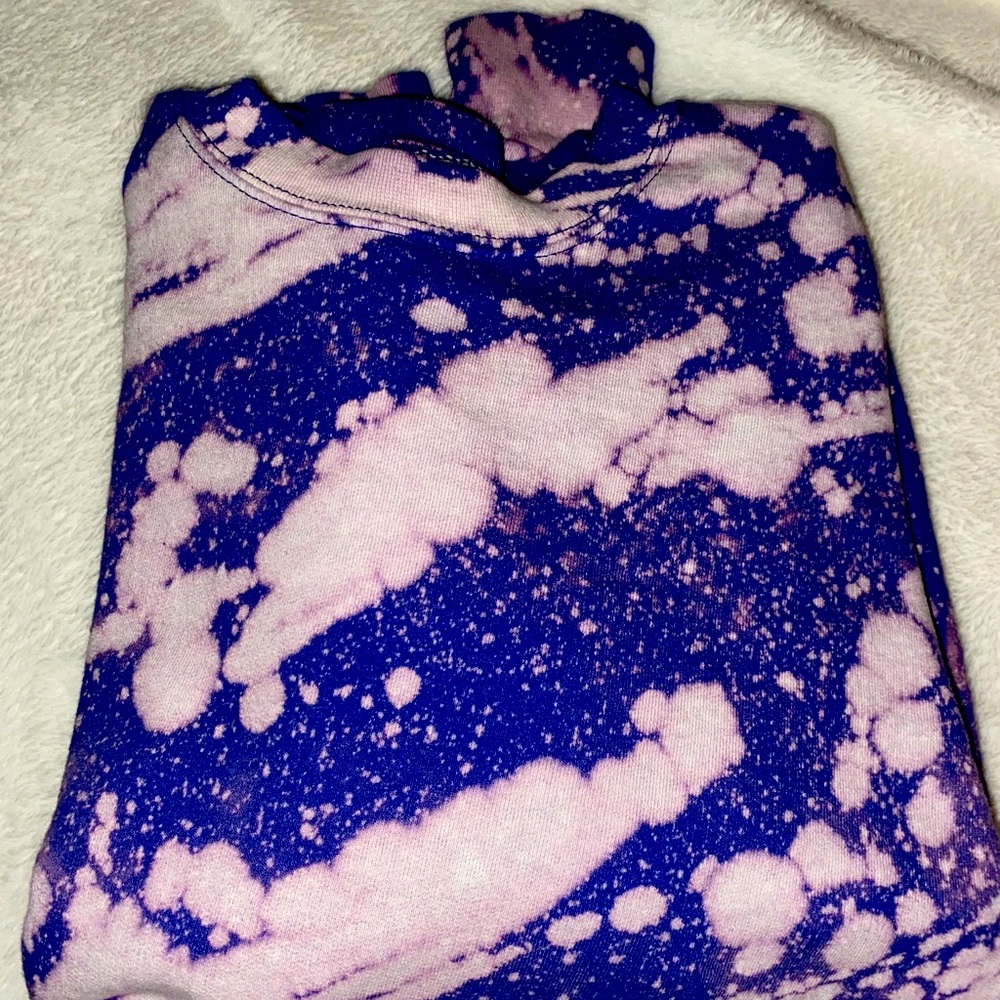 Royal acid crew neck